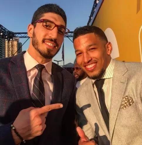 详解棒球规则中的得分优先权判定及第三个出局数发生的时间点